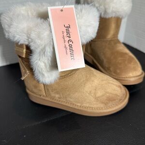 New y2k Juicy Couture Kids Brown Boots with White Faux Fur